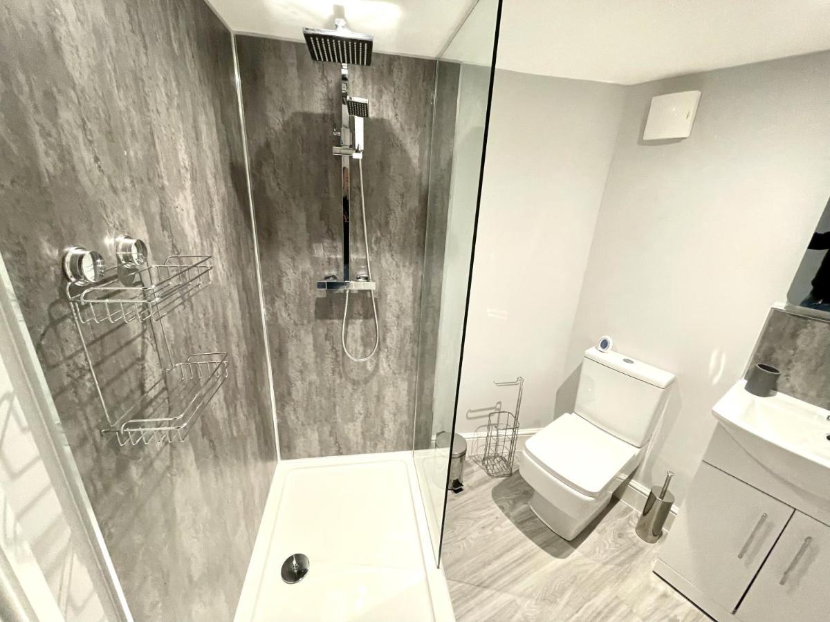Lymm Living Hotel Warrington  Eksteriør billede