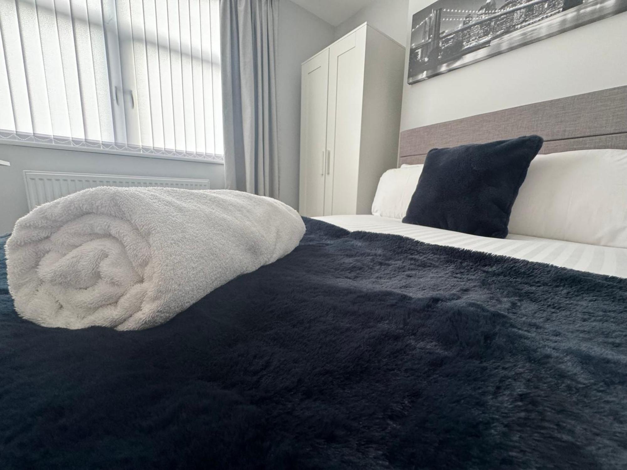 Lymm Living Hotel Warrington  Eksteriør billede