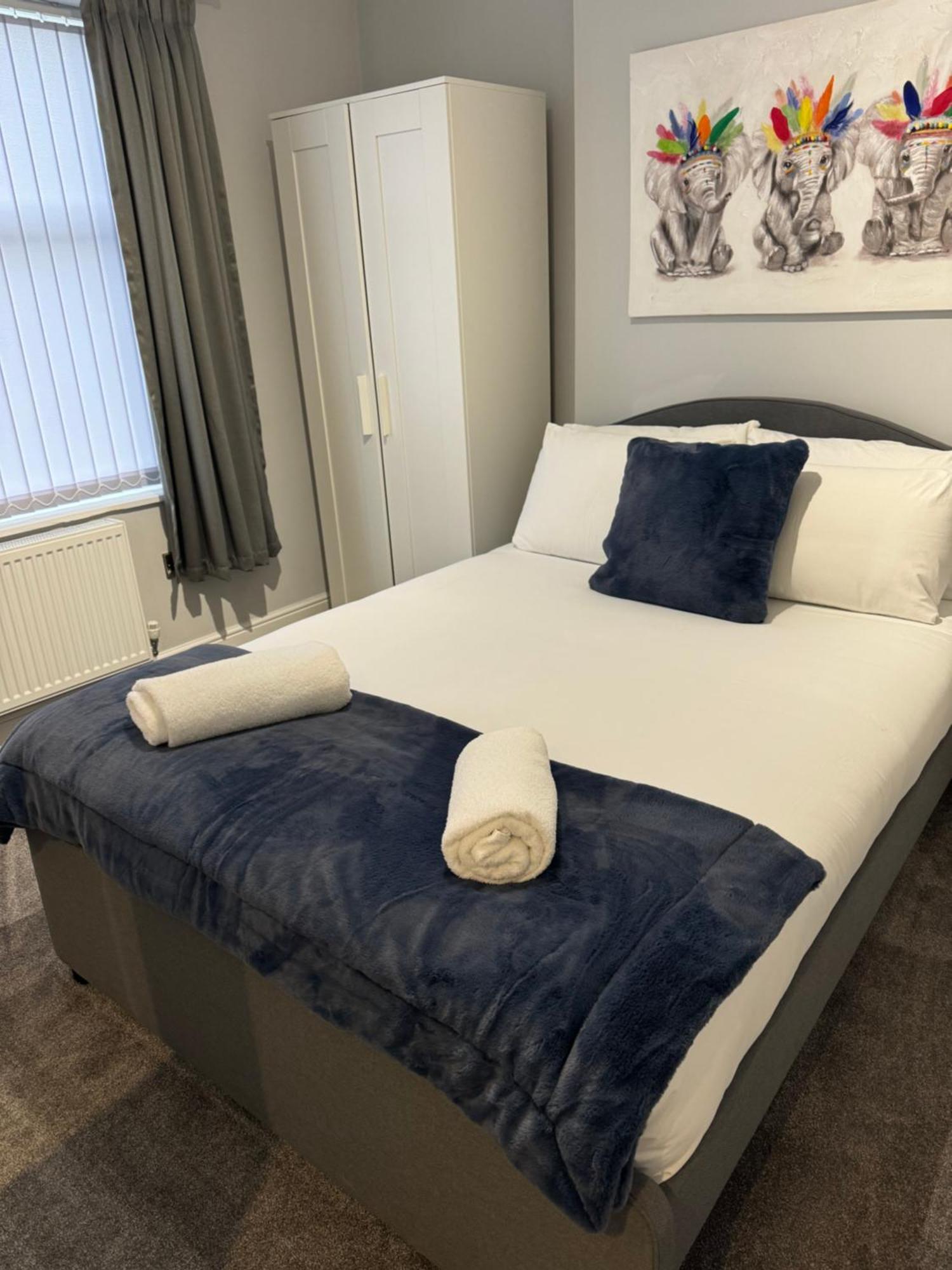 Lymm Living Hotel Warrington  Eksteriør billede
