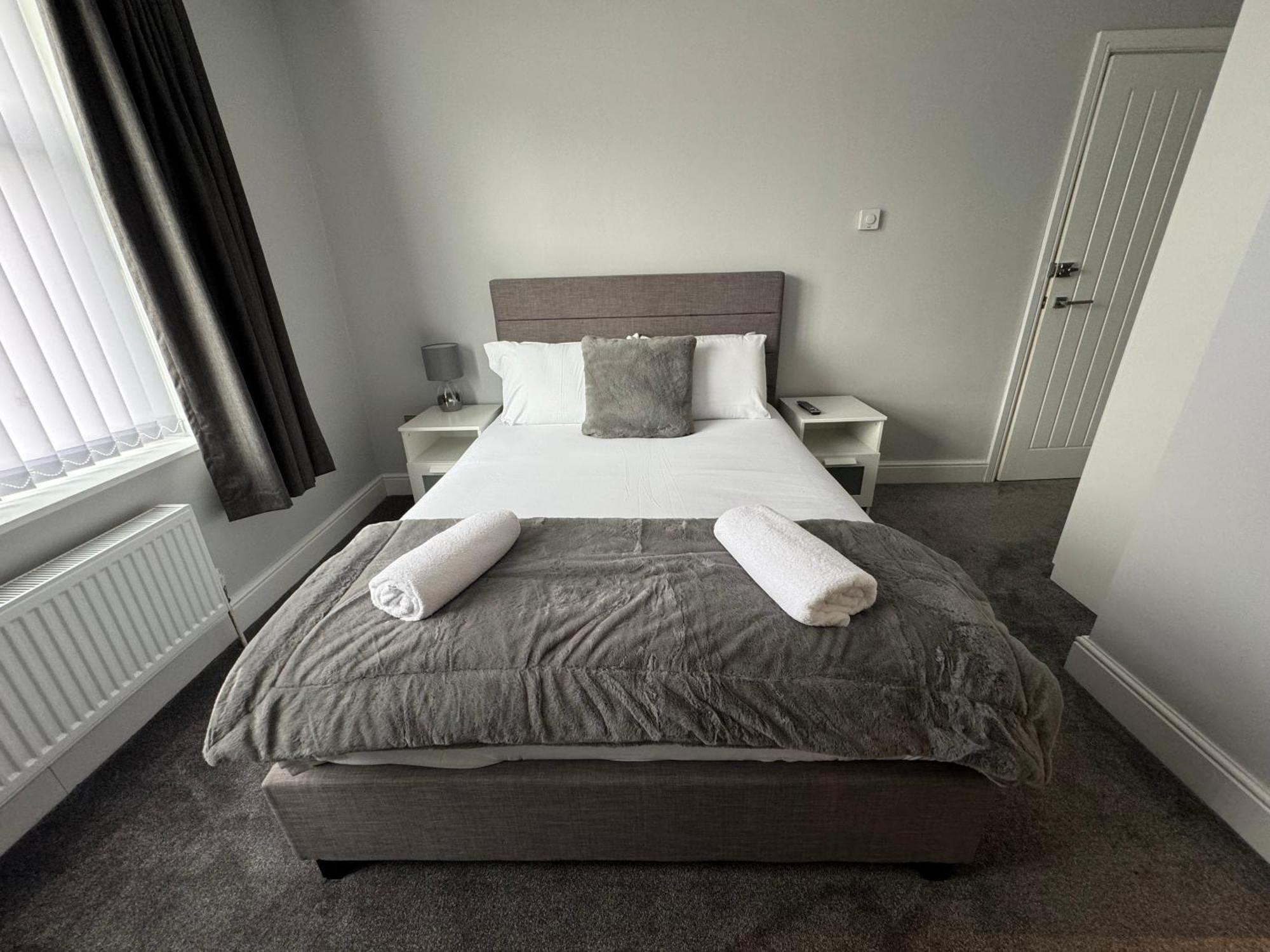 Lymm Living Hotel Warrington  Eksteriør billede