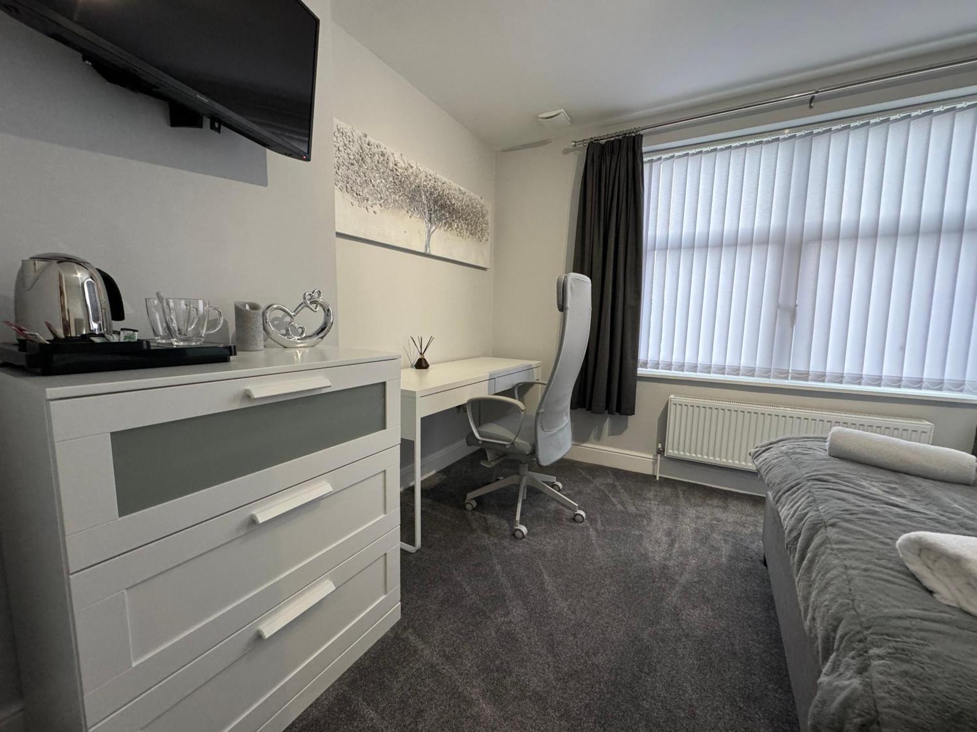 Lymm Living Hotel Warrington  Eksteriør billede