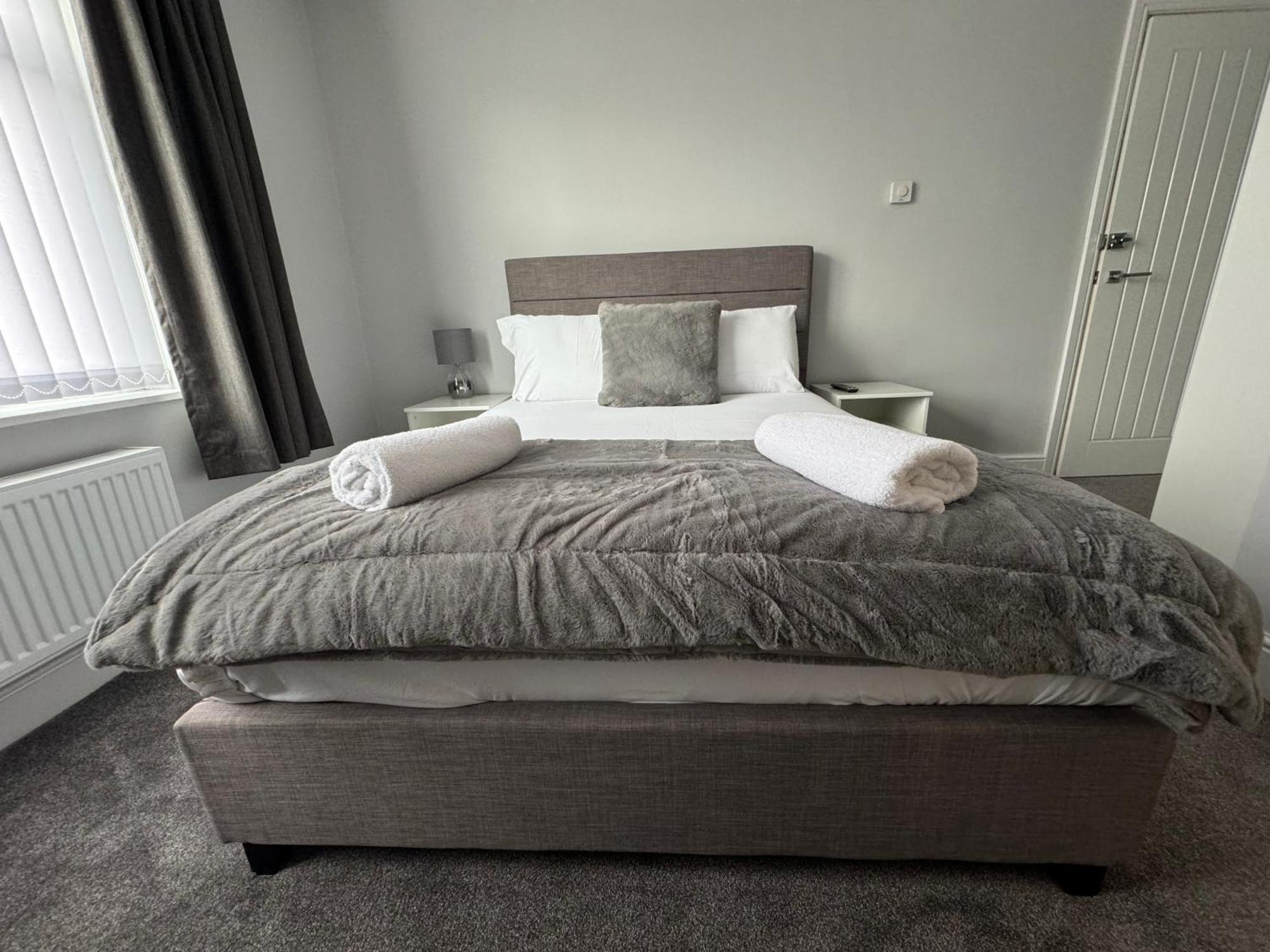 Lymm Living Hotel Warrington  Eksteriør billede
